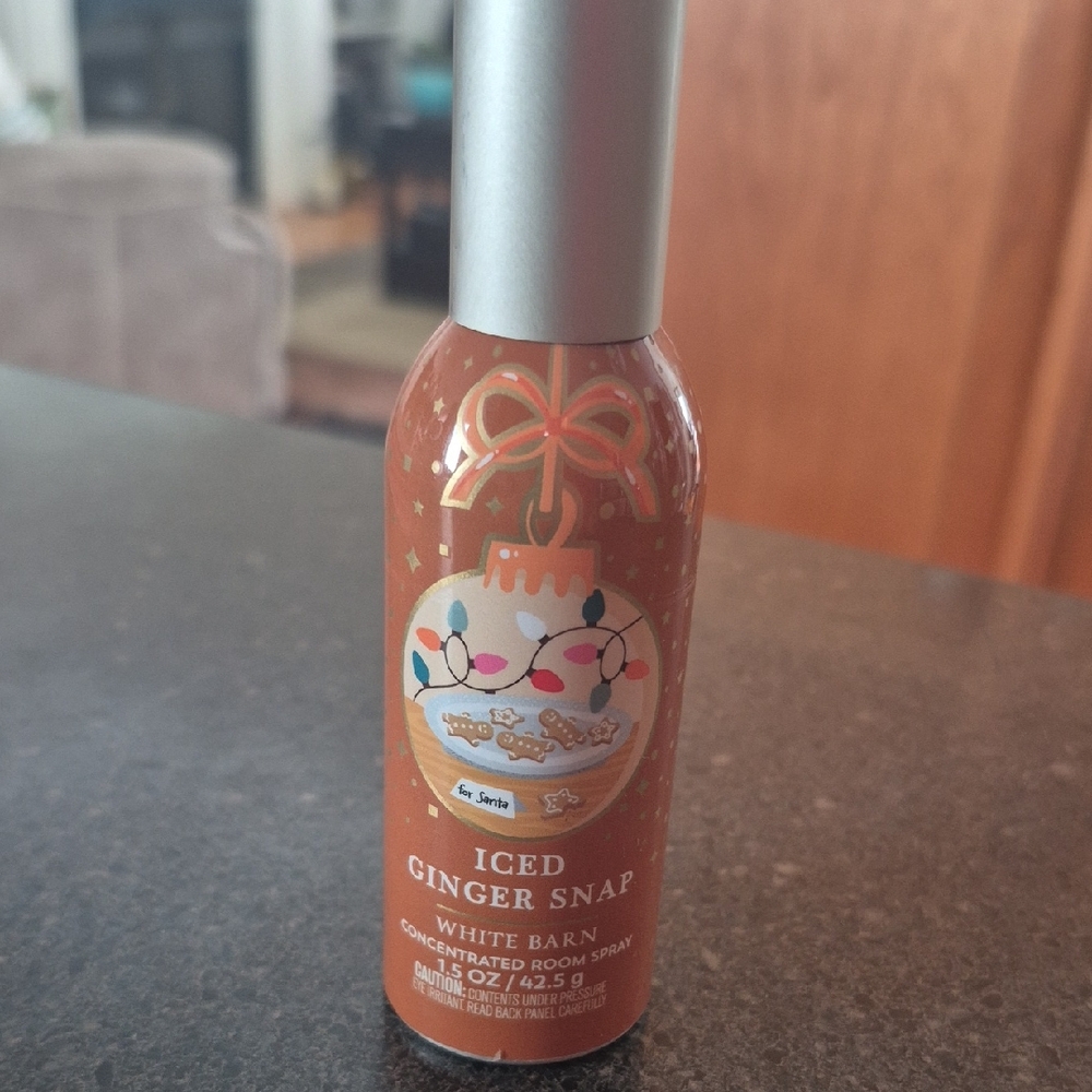 White Barn Iced Ginger Snap Room Spray - Orange and Silver
